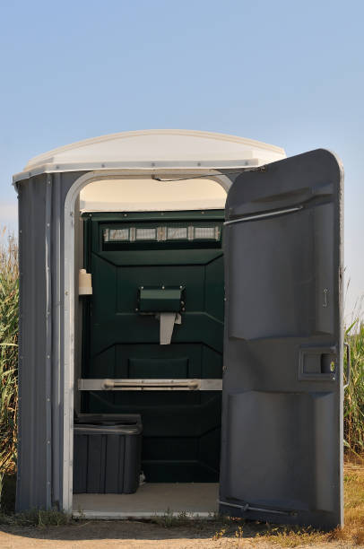 Portable Toilet Options We Offer in Lisbon Falls, ME